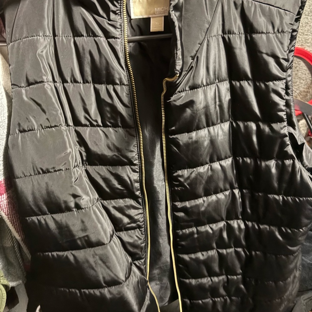 MICHAEL Michael Kors Black Quilted Vest